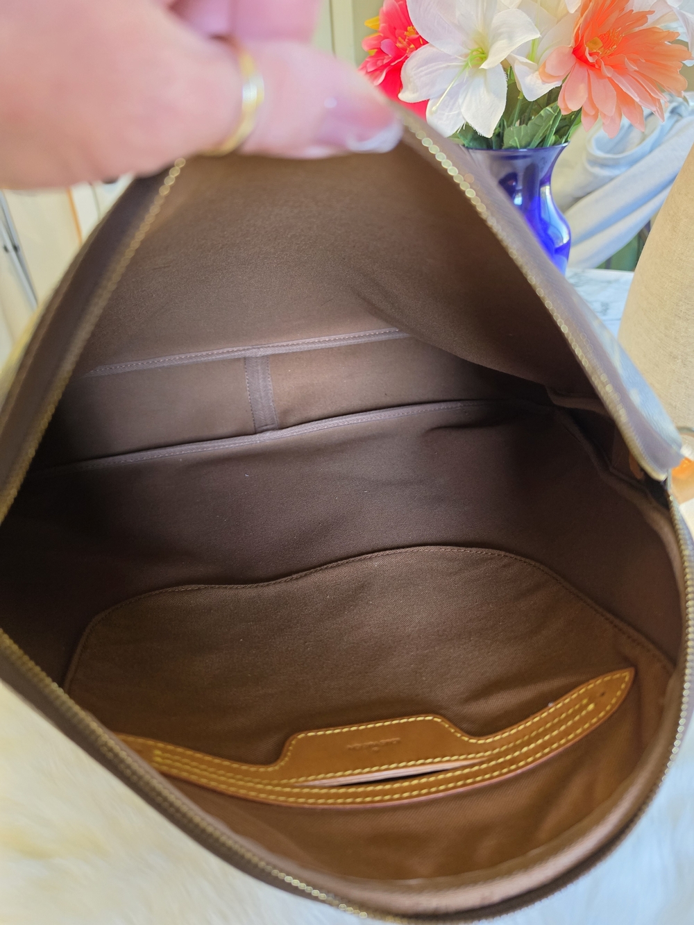 Louis Vuitton Monogram XL Travel Tote/weekender - Picture 10 of 14